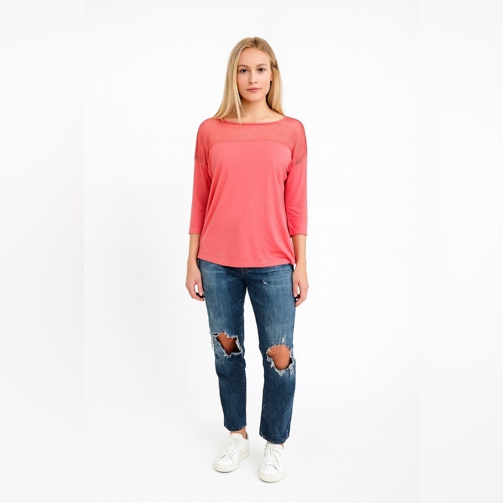 Very j Coral top size small women’s cute lace
